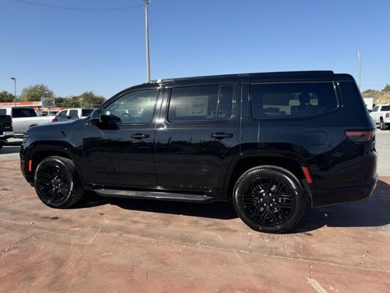 2024 Jeep Wagoneer Carbide 4x4Image 8