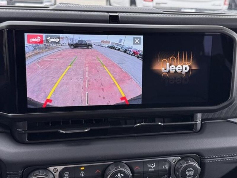 New 2026 Jeep Wrangler 4-door Rubicon XImage 17