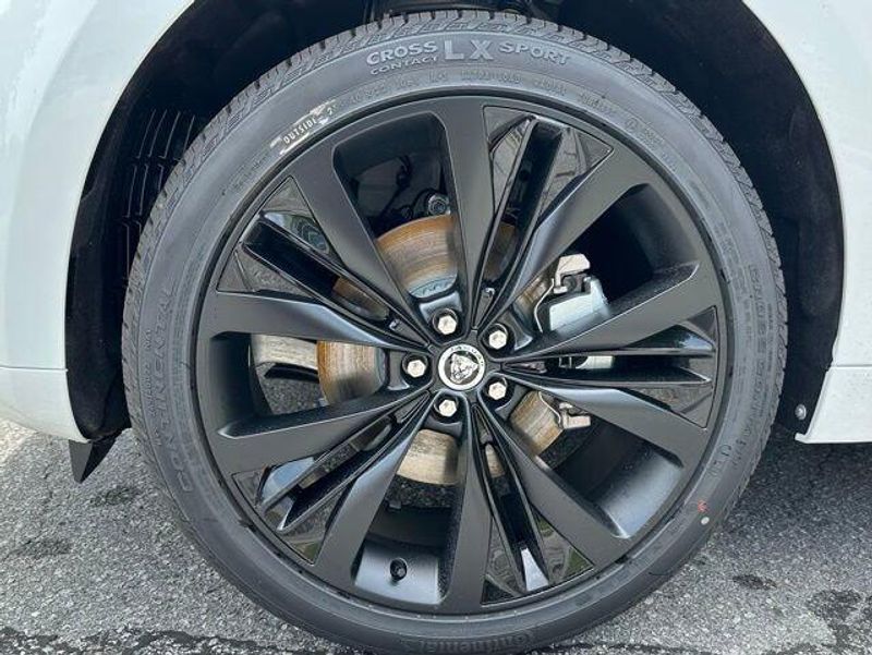 2025 Jaguar F-PACE R-Dynamic S