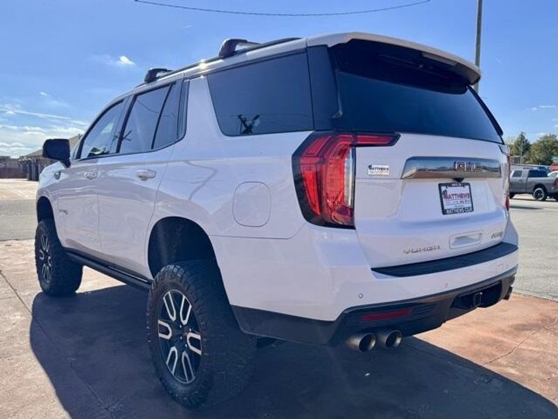 Used 2022 GMC Yukon AT4Image 8
