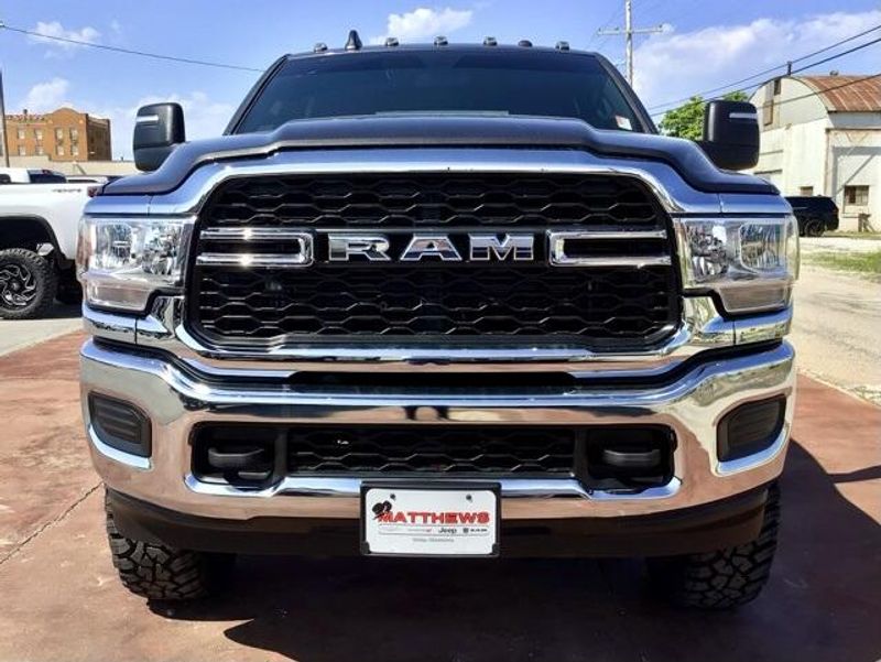 2024 RAM 3500 Tradesman Crew Cab 4x4 8