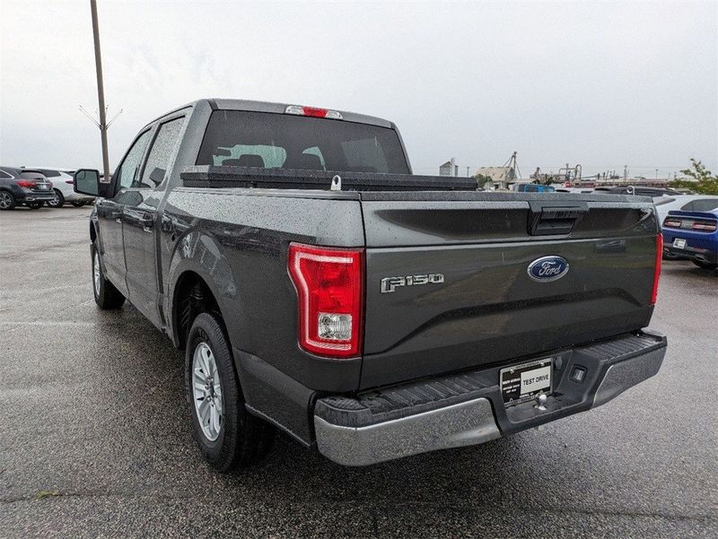 2017 Ford F-150 XLTImage 6