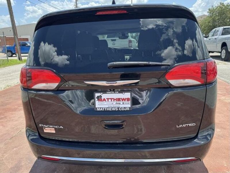 Used 2020 Chrysler Pacifica LimitedImage 6