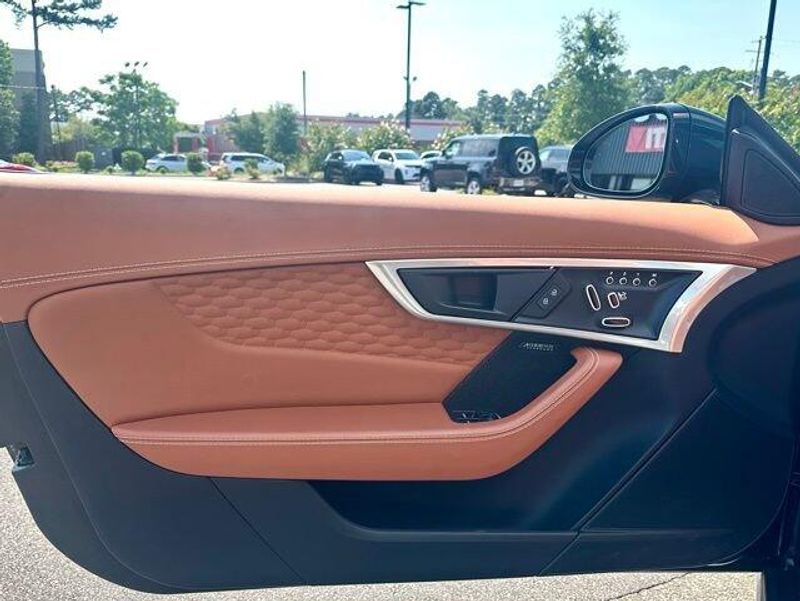 2024 Jaguar F-TYPE R-Dynamic