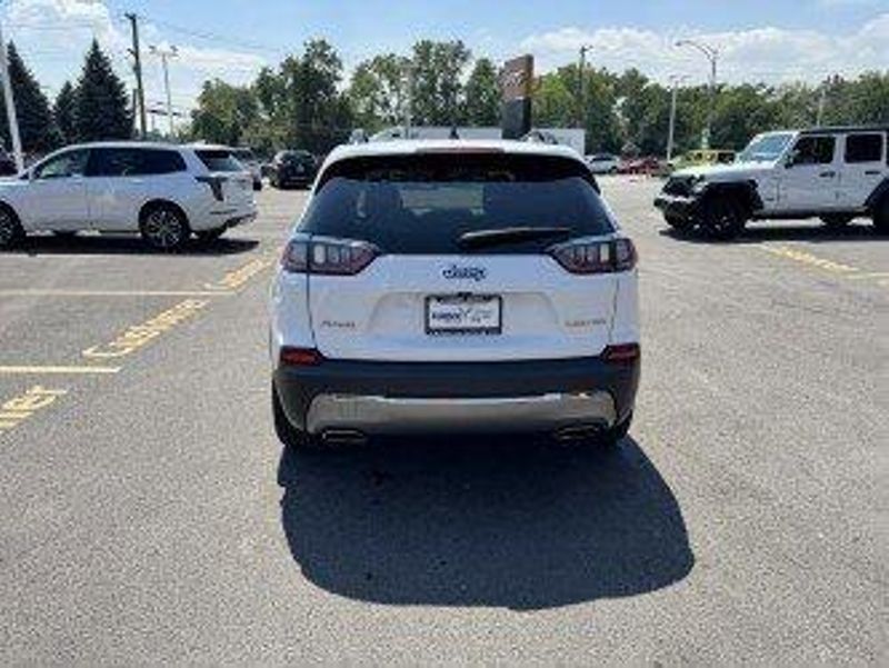 2022 Jeep Cherokee Limited photo 2