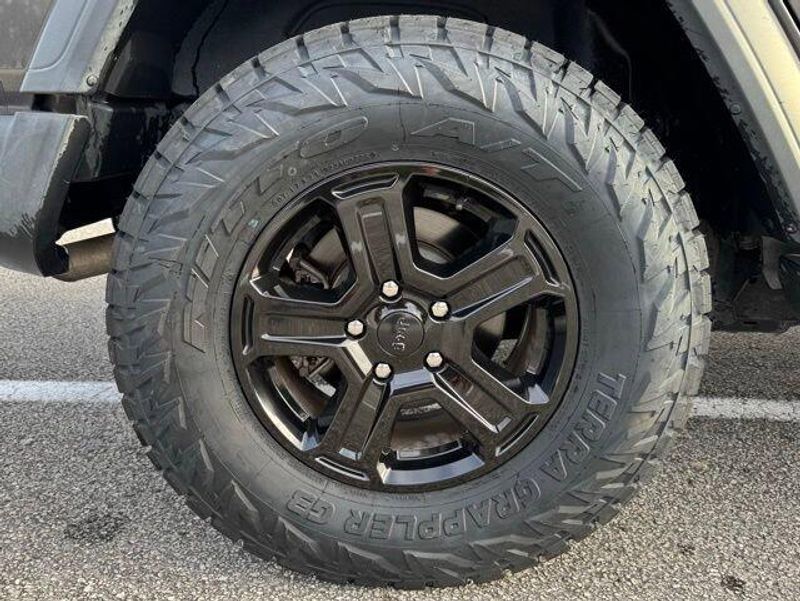 Used 2018 Jeep Wrangler Unlimited Sport S