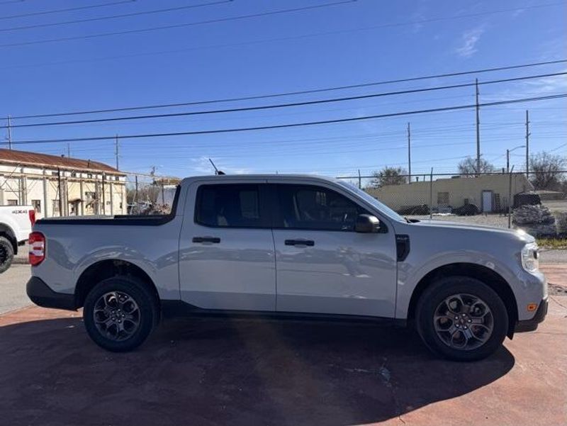 Used 2022 Ford Maverick XLTImage 4