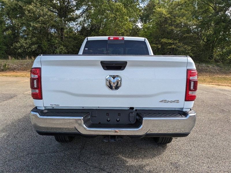 2024 RAM 2500 Tradesman Crew Cab 4x4 6