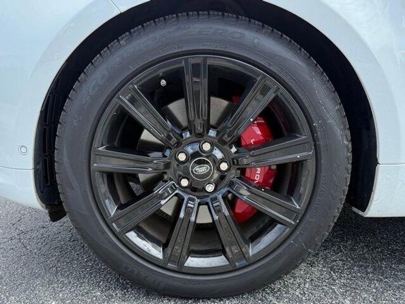 Used 2022 Land Rover Range Rover Sport HST