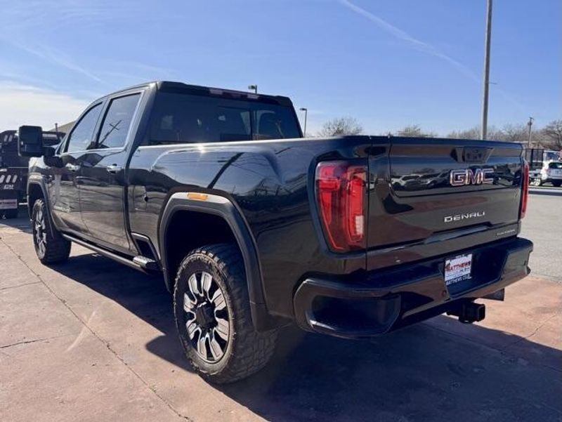 Used 2023 GMC Sierra 2500HD DenaliImage 9