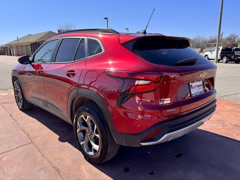 Used 2024 Chevrolet Trax LTImage 7