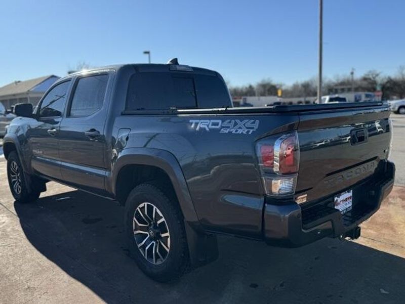 2022 Toyota Tacoma TRD SportImage 8