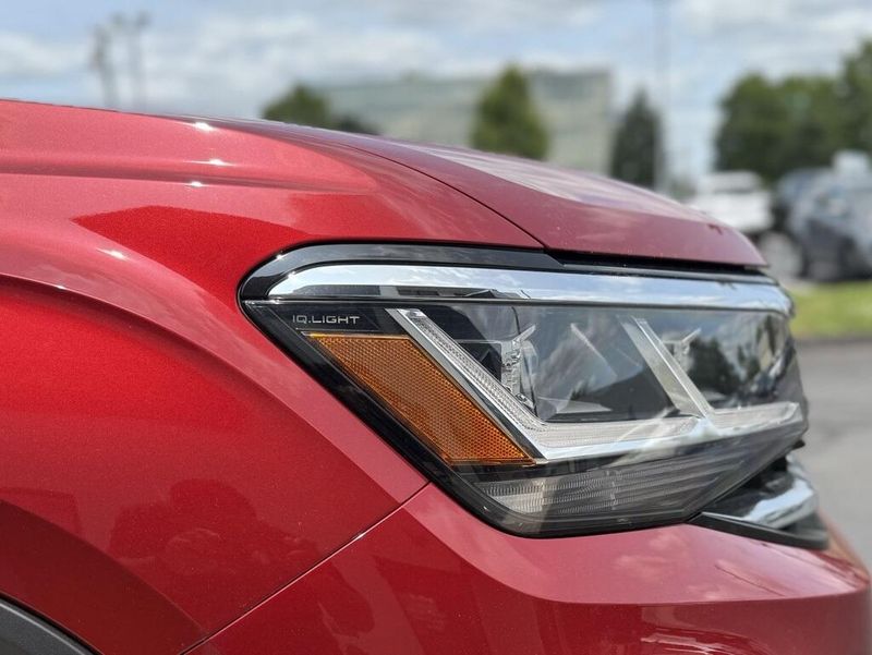 2023 Volkswagen Atlas Cross Sport 3.6L V6 SELImage 13