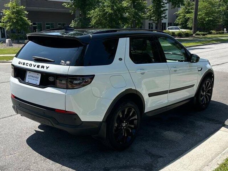 2022 Land Rover Discovery Sport SE