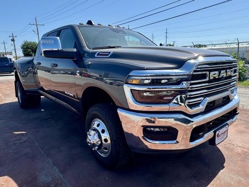 New 2025 RAM 3500 Laramie Mega Cab 4x4 6