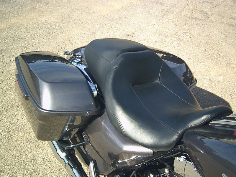 USED 2015 HARLEY STREET GLIDE SPECIAL Image 15