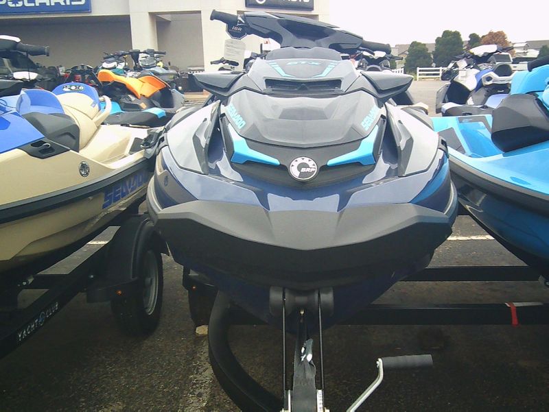 NEW 2026 SEADOO GTX 170 WITH SOUND SYSTEM Image 4