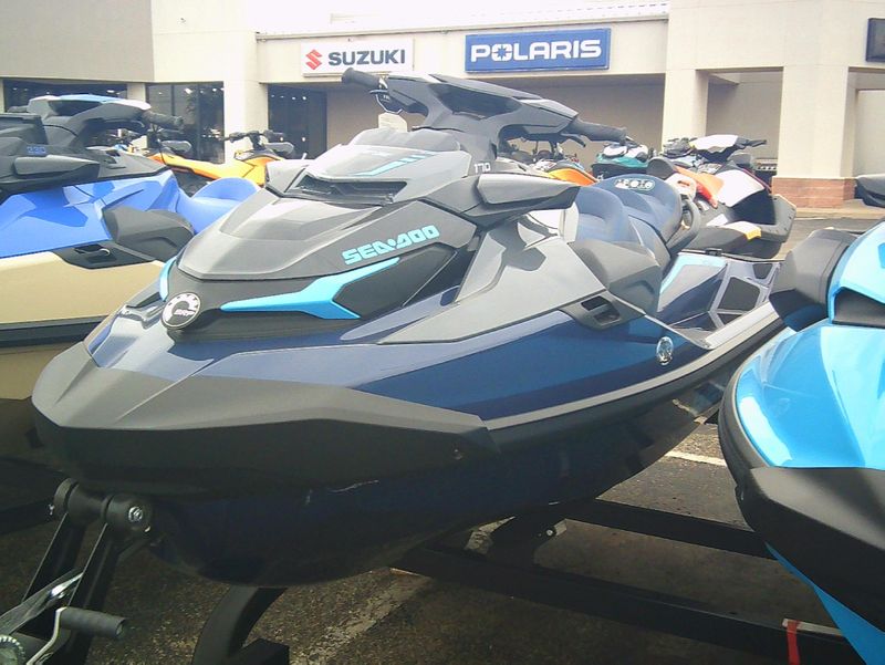 NEW 2026 SEADOO GTX 170 WITH SOUND SYSTEM Image 3