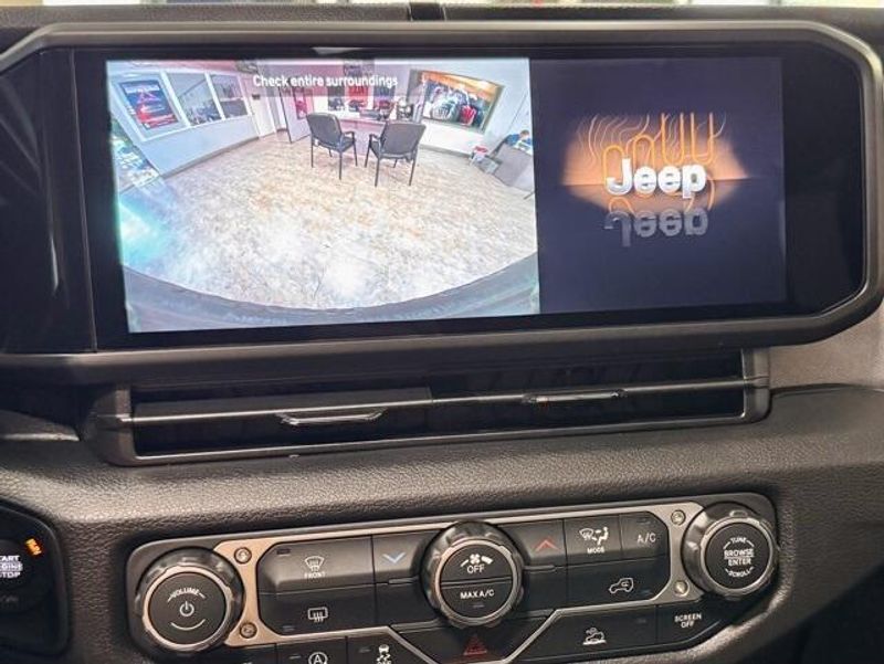 New 2026 Jeep Wrangler 4-door Sport SImage 16