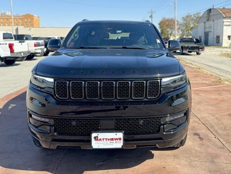 2024 Jeep Wagoneer Carbide 4x4Image 2
