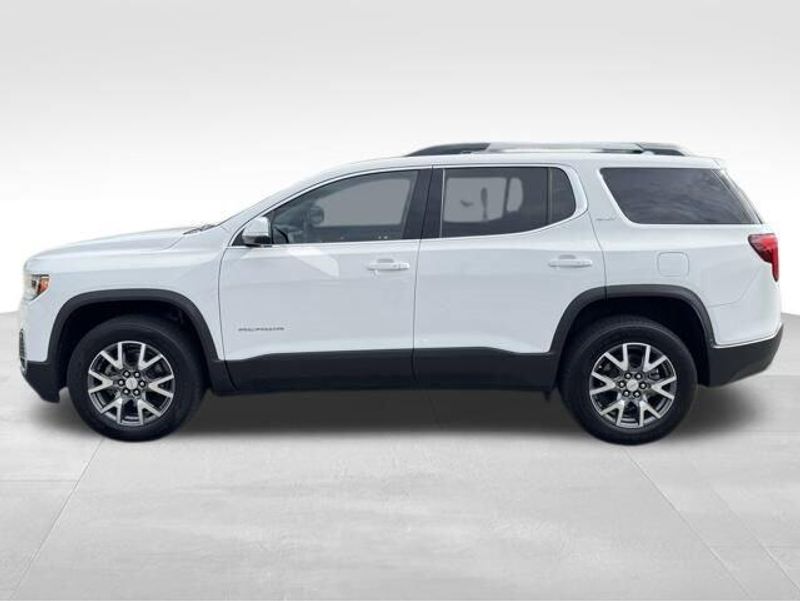 Used 2023 GMC Acadia SLT