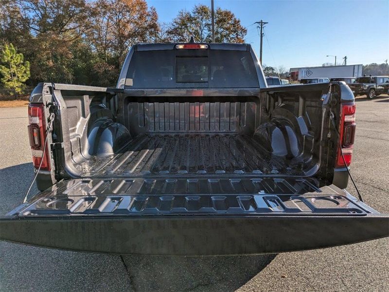 2024 RAM 1500 Laramie Crew Cab 4x4 5