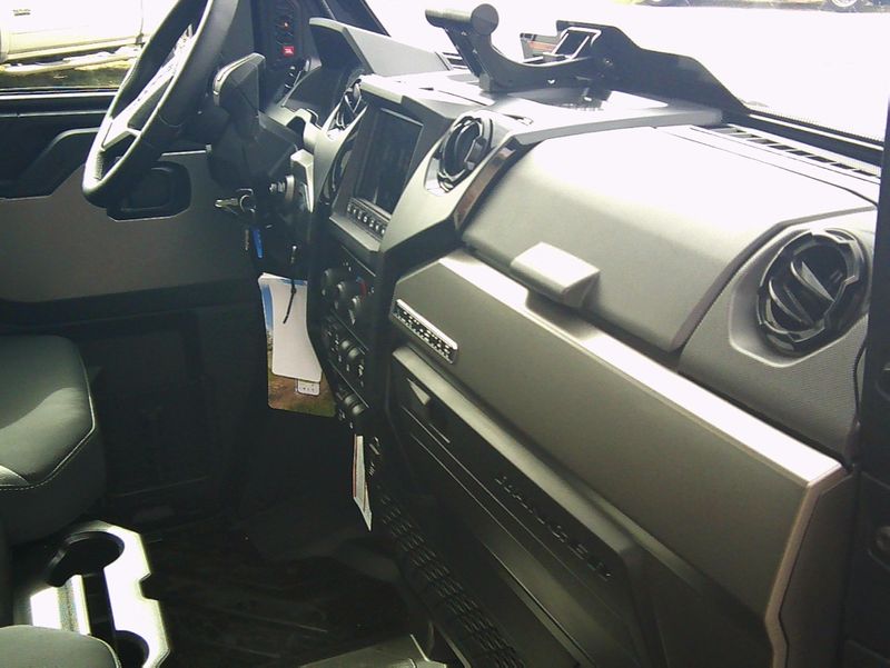 NEW 2026 POLARIS RANGER CREW XD 1500 NORTHSTAR EDITION ULTIMATE Image 16