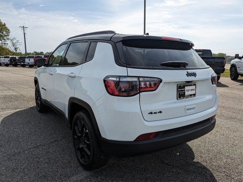 2024 Jeep Compass Latitude 4x4Image 6