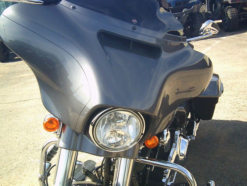 USED 2015 HARLEY STREET GLIDE SPECIAL Image 14