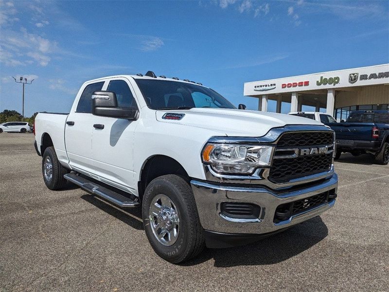 2024 RAM 2500 Tradesman Crew Cab 4x4 6