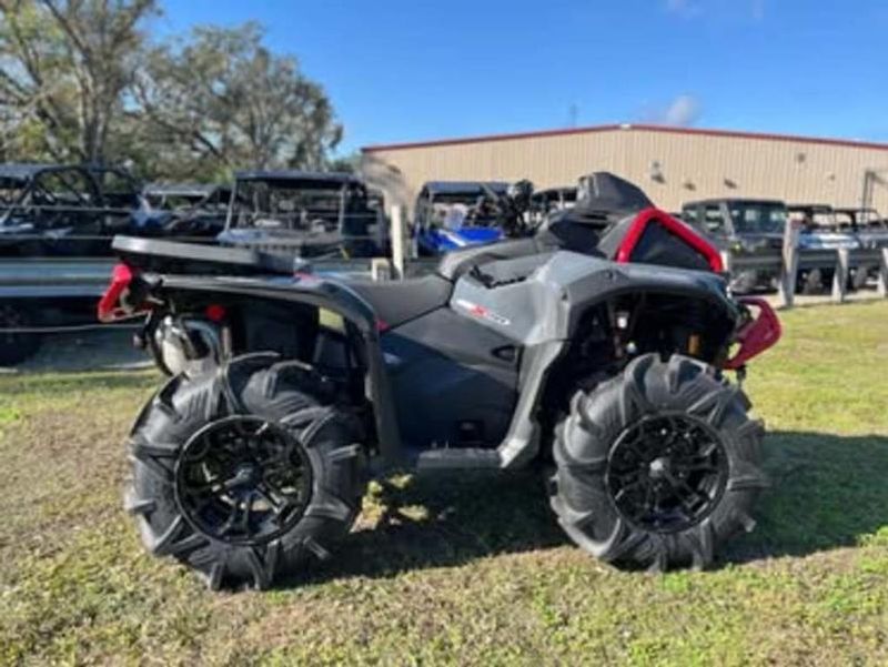 2025 Can-Am OUTLANDER X MR 1000R GRANITE GREY AND LEGION RED Image 3