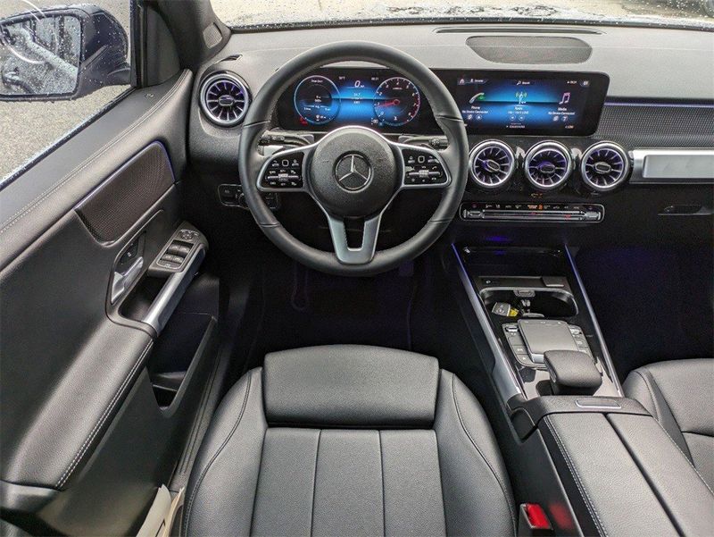 2022 Mercedes-Benz GLB 250 250Image 16