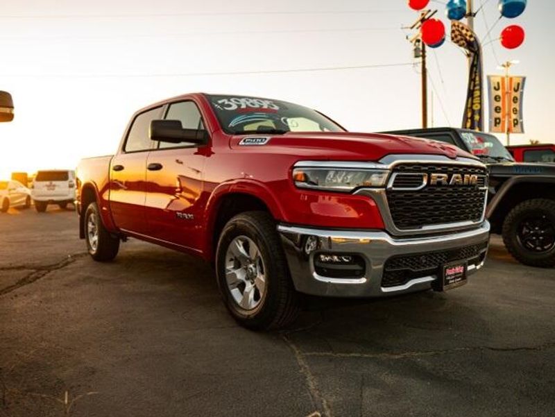 2025 RAM 1500 Big Horn Lone StarImage 3