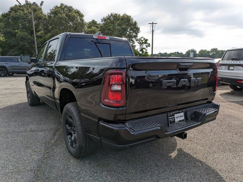 2025 RAM 1500 Tradesman Crew Cab 4x2 5