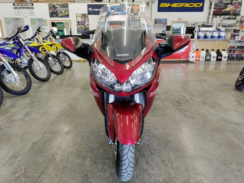 2014 Kawasaki ZG1400CEF Image 3