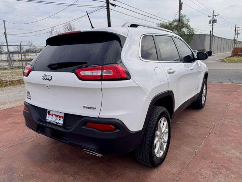 Used 2015 Jeep Cherokee LatitudeImage 5