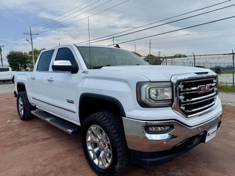 Used 2018 GMC Sierra 1500 SLTImage 3