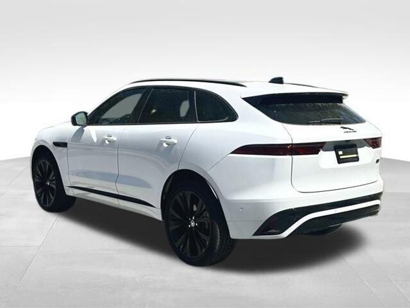 2026 Jaguar F-PACE R-Dynamic S