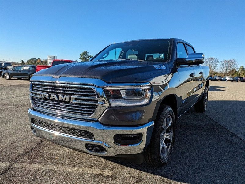 2024 RAM 1500 Laramie Crew Cab 4x4 5