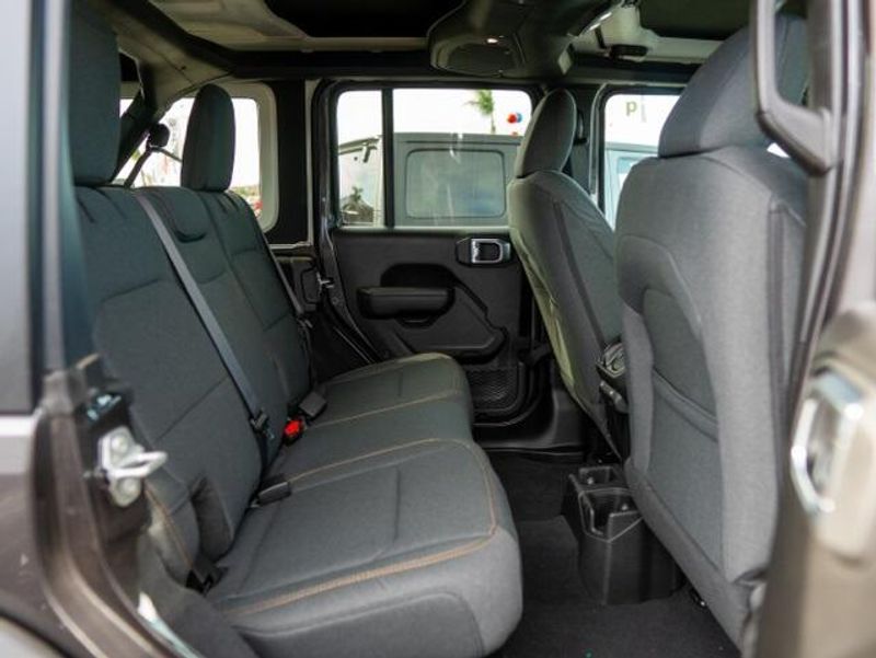 New 2025 Jeep Wrangler Sport SImage 12
