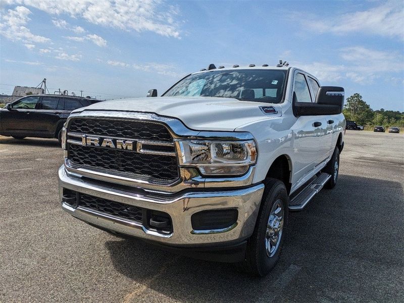 2024 RAM 2500 Tradesman Crew Cab 4x4 6