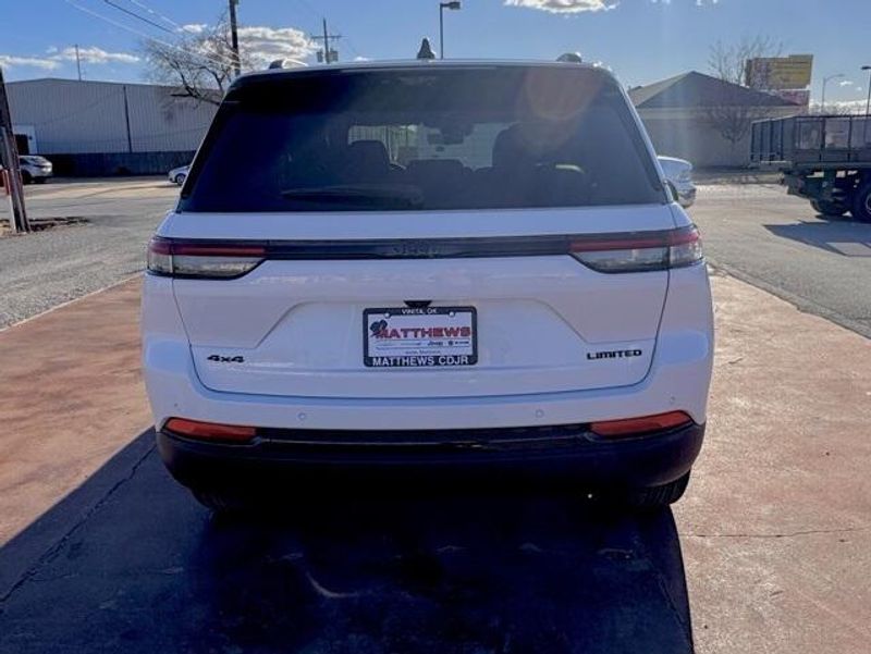 New 2025 Jeep Grand Cherokee Limited 4x4Image 6