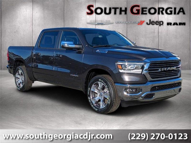 2024 RAM 1500 Laramie Crew Cab 4x4 5