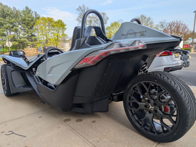 2024 Polaris SLINGSHOT SL AUTODRIVEImage 4