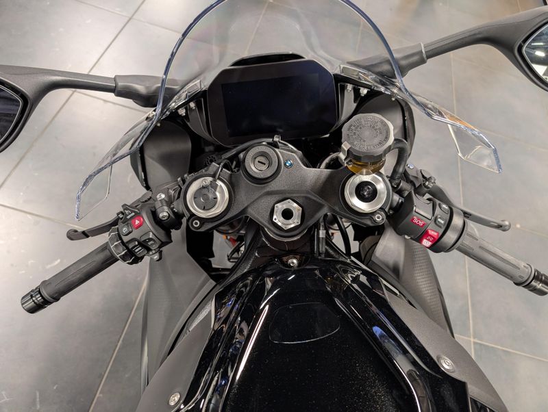2025 BMW S 1000 RRImage 3