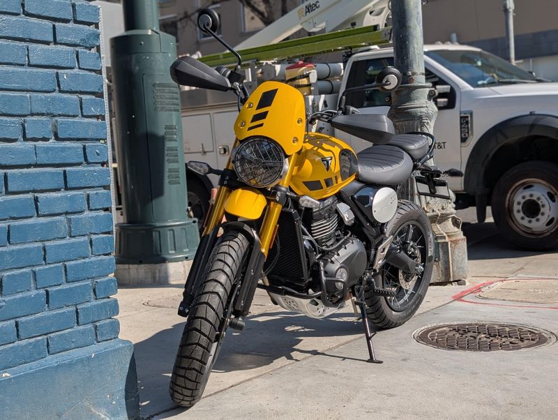 New 2026 Triumph SCRAMBLER 400XC 