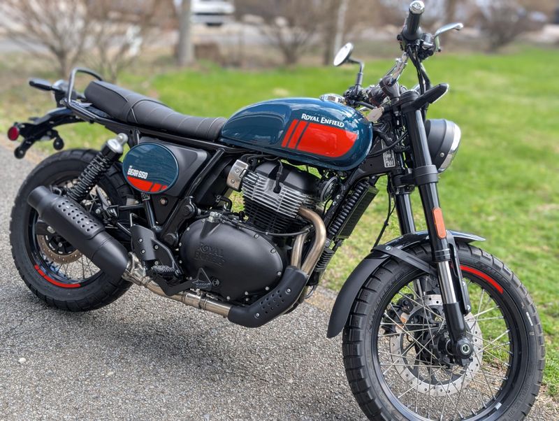 New 2025 Royal Enfield Bear 650 Image 1