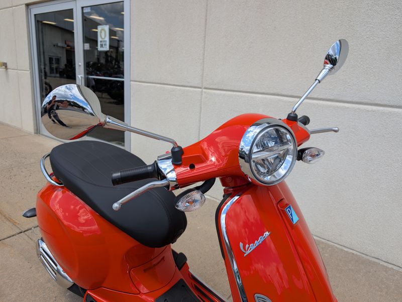 2024 Vespa PRIMAVERA 150Image 2