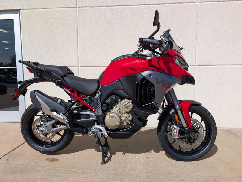 2025 Ducati MULTISTRADA V4 SImage 3