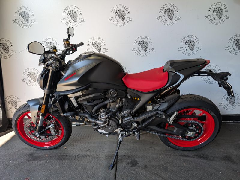New 2024 Ducati MONSTER PLUS 